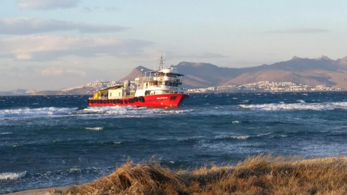 Σε αβαθή ανοιχτά της Κω παραμένει ακινητοποιημένο τουρκικό καταδυτικό σκάφος